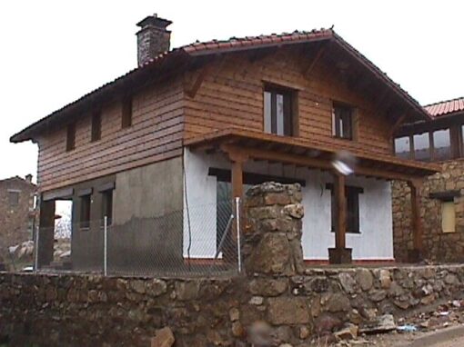 Cinco viviendas en La Alberca