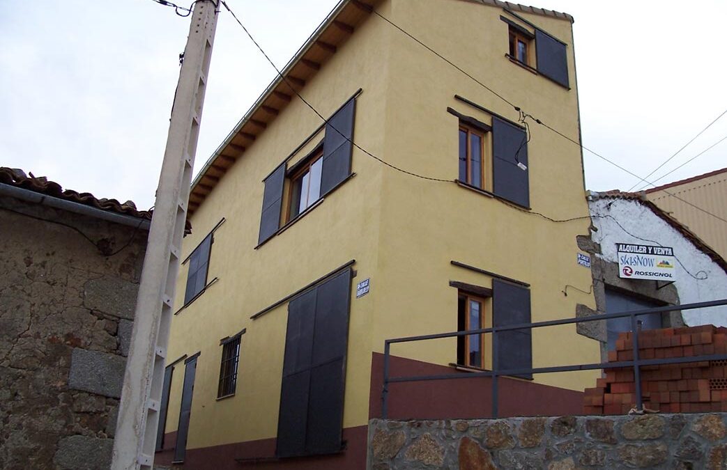 Reforma de local para tienda de esquí en La Hoya (Sa)
