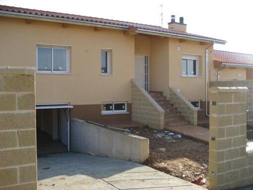 Dirección de obra de 91 viviendas unifamiliares en Aldeatejada (Sa)